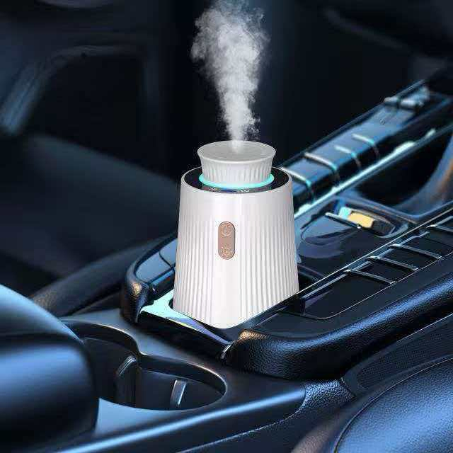 Portable Car Aroma Diffuser / Essential Oil Diffuser - Rechargeable & Wireless Mini Diffuser