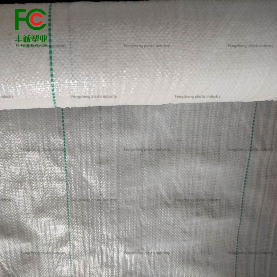 Eco-Friendly White Weed Mat for Garden Ground Cover and Weed Prevention