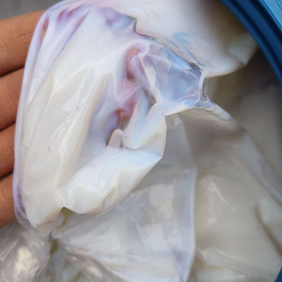 China Factory Adhesives Pulp Additives Painting White Latex Glue EVA Emulsion