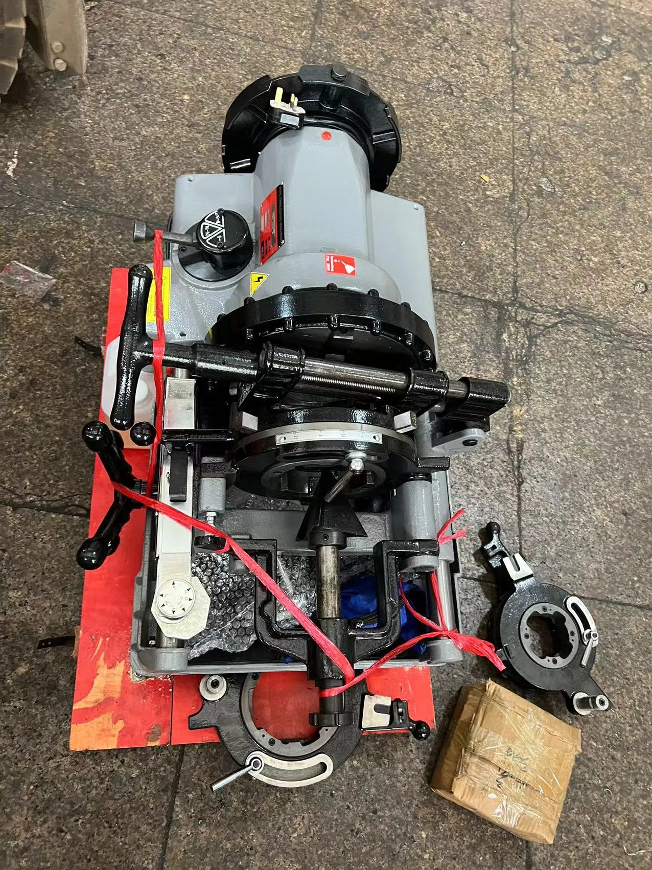 Galvanized Iron Pipe Threading Machine 1500W 4 Inch