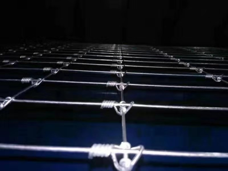 Wholesale Cattle Wire Mesh Fence Galvanized Grassland Fence