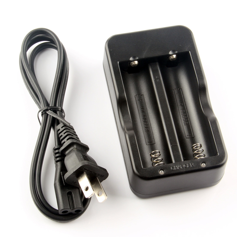 Умная зарядка USB для 4 аккумуляторов 18650