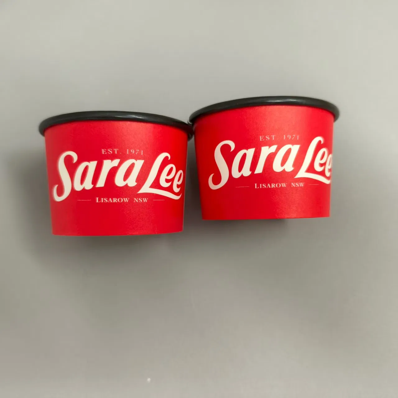 Бумажные стаканчики для мороженого с крышкой