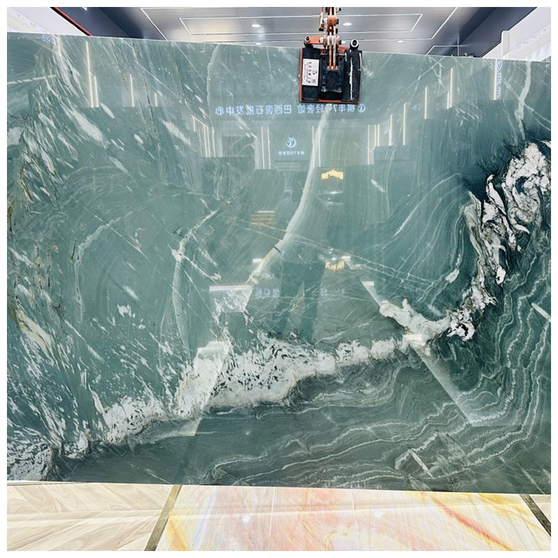 Brazilian Vivid Green Exotic Quartzite Slabs for Wall Cladding and Countertops