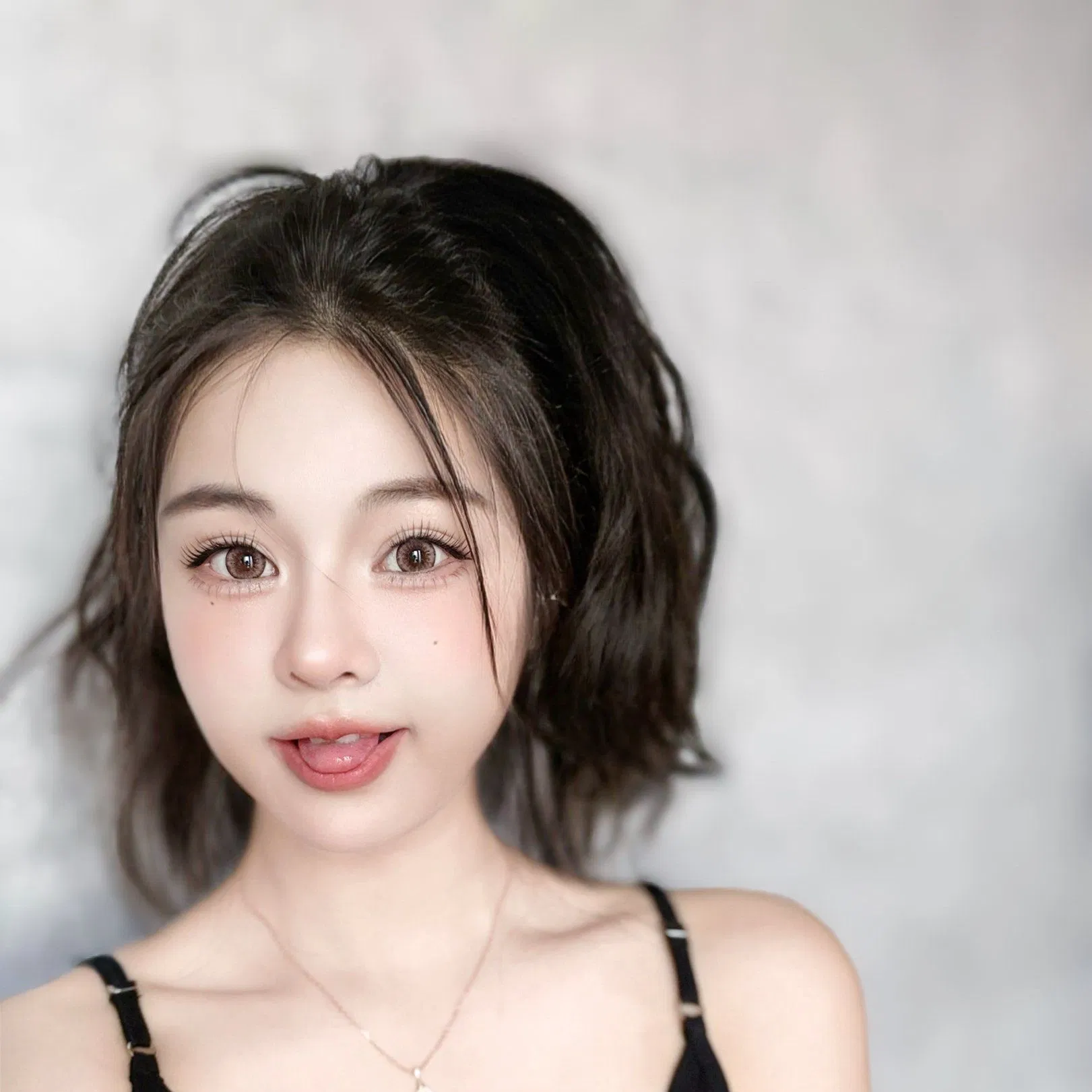 Contact Lens with Grade Brown Contact Lens 14.2mm