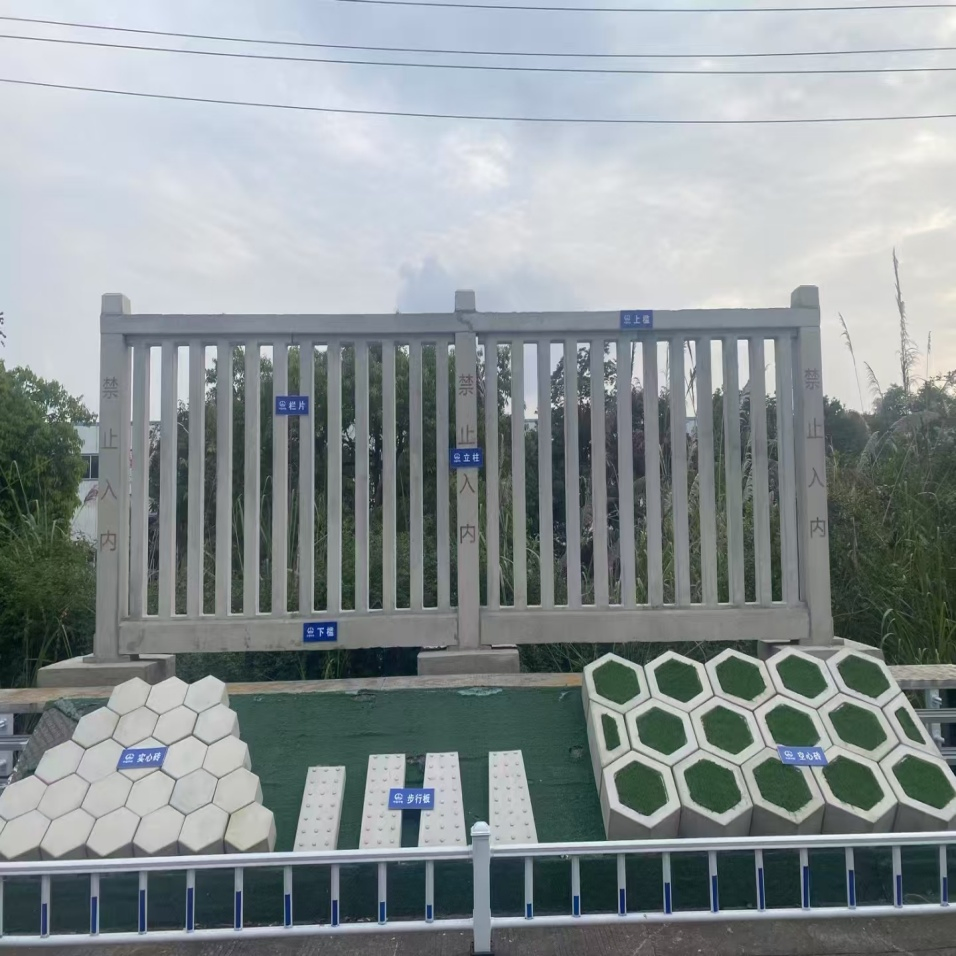 Metal Mesh Column Mold for The Engineering Construction