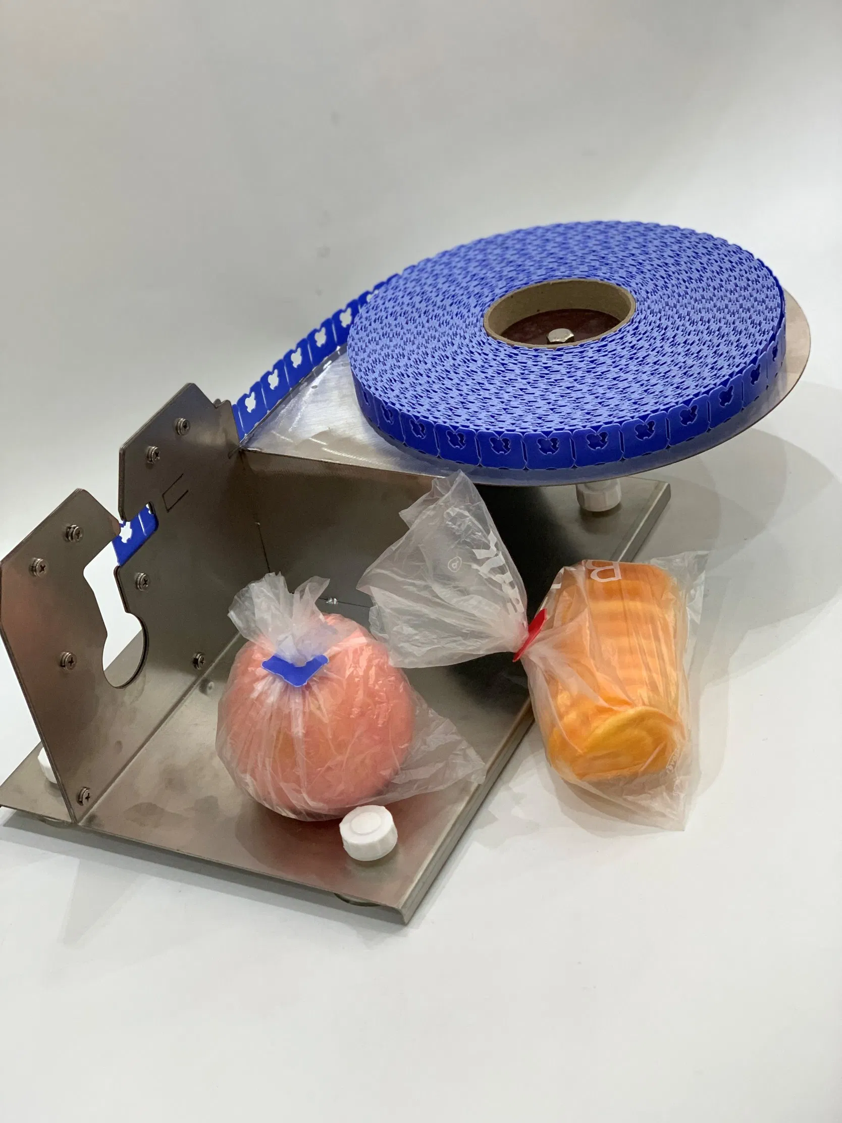 Utility Mini Colorful Polystyrene Bread Clips/Plastic Bag Sealing Clips for Sale