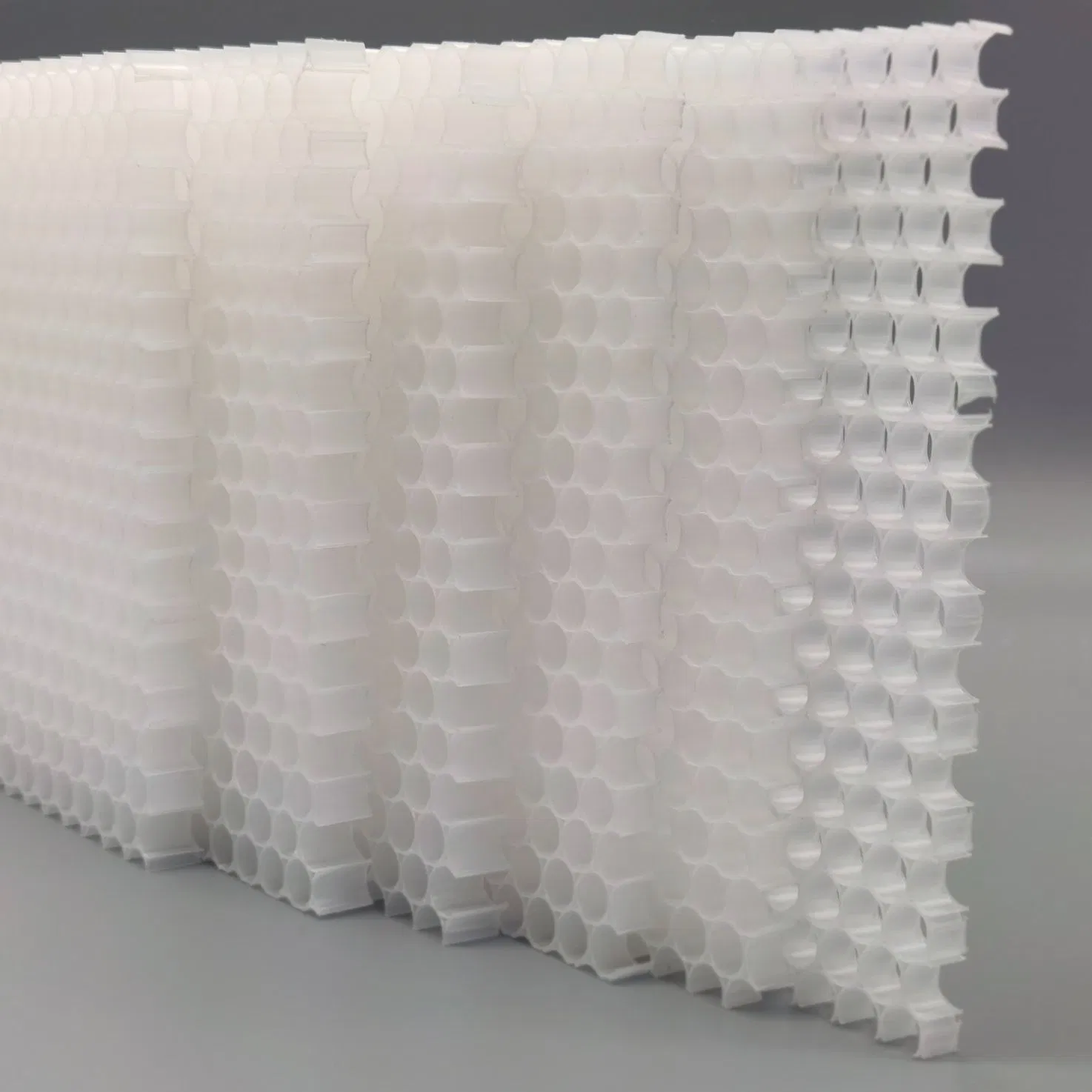 PP Honeycomb Core/Plastic Honeycomb Core Is Used for Air Filter Element/Composite Sheet/Water Saw Cutting Platform.