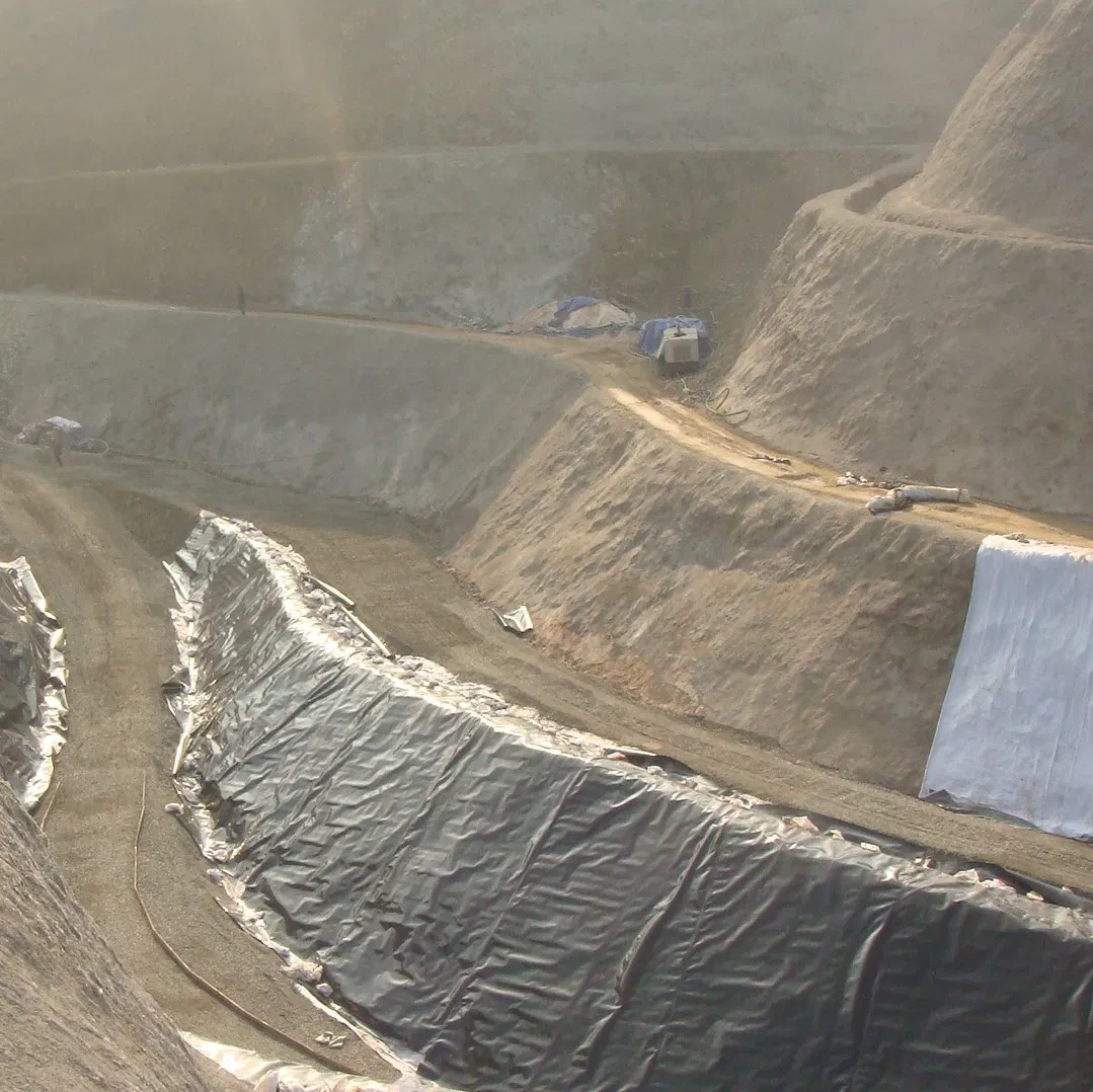 Composite Pond Liner Geotextile Geomembrane From 400GSM to 2000GSM