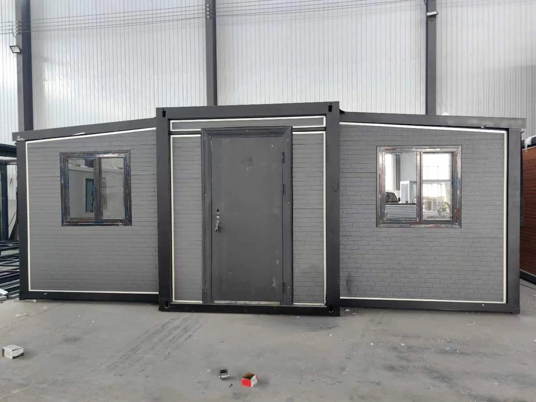 Australian Standard 2/3 Bedroom 20 Foot 40 Foot Expandable Container House