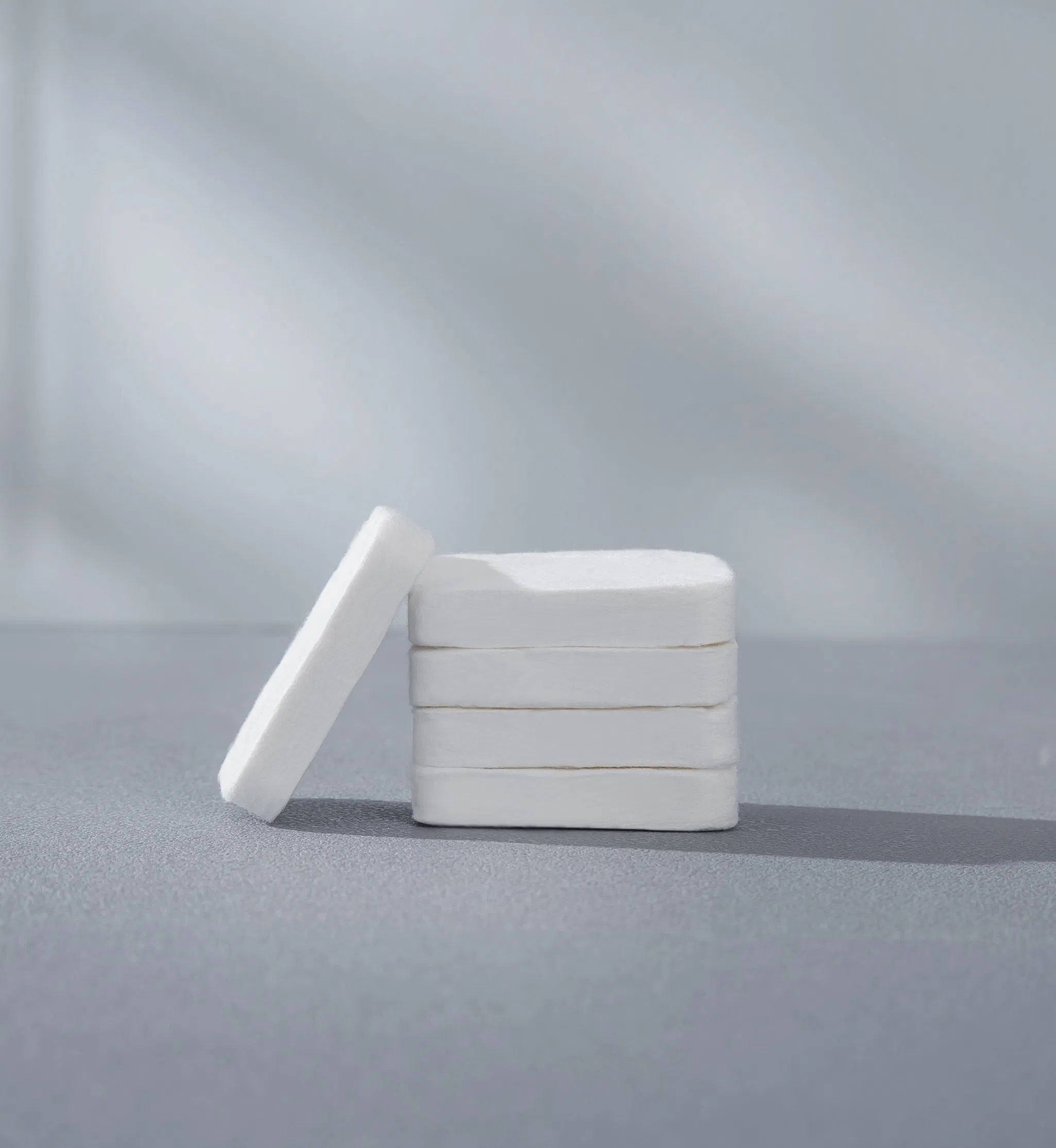 Disposable Compressed Towels Travel Coin Tissue Soft Compress Tissues Pills for Outdoors Travel Camping and Beauty