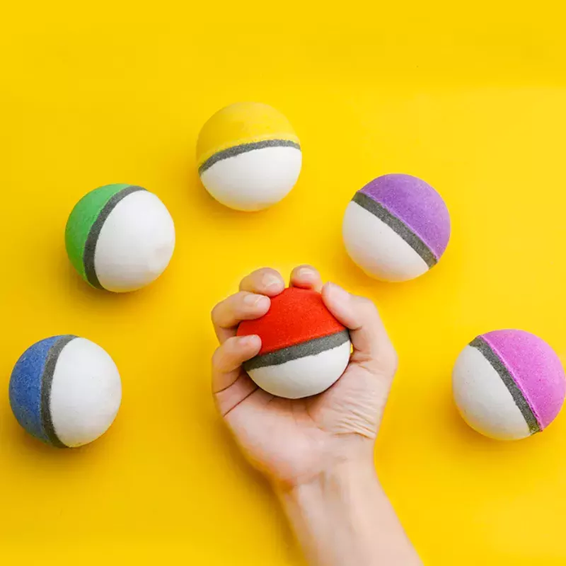 Customized Colourful Natural Inqredient Bath Fizzer Private Label Poke Bath Bombs with Toy