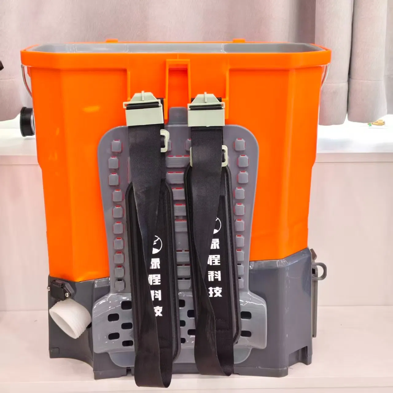 New Designs High Pressure Agricultural Fertilizer Spreader for Gardening