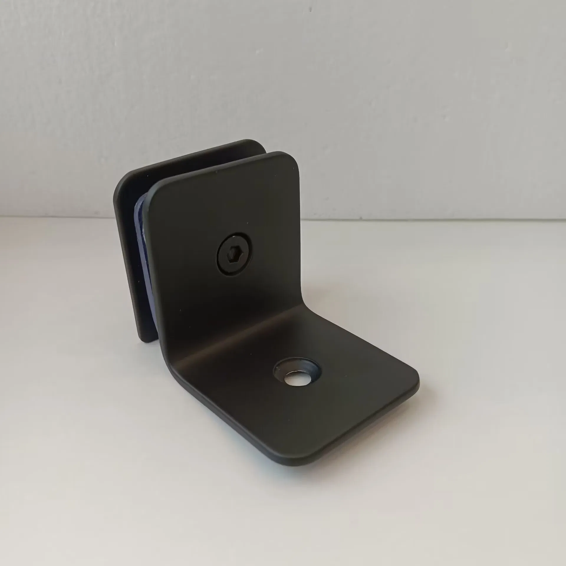 Stylish Right Angle Glass Shelf Clamp for Bathrooms