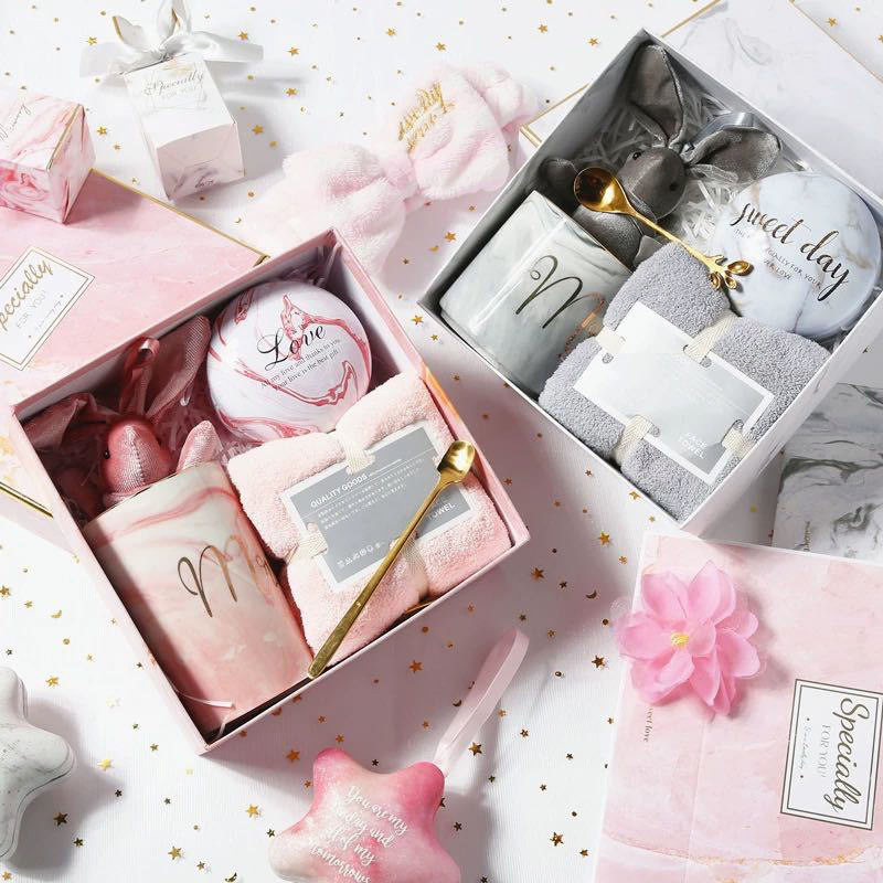 Valentines Day Gift Wedding Favors Gift Sets for Women Guest Custom Anniversary Corporate Gifts Set Item