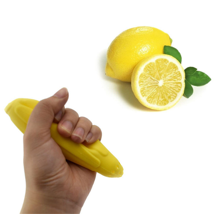 Cooking Tools Lemon Sprayer Fresh Manual Siliocne Fruit Juice Citrus Lemon Squeezer