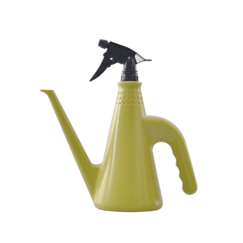 900ml Garden Watering Can with Sprayer