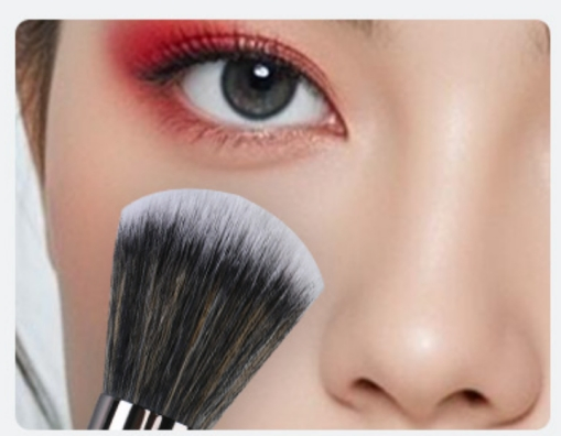 2025 Luxury Makeup Brush Blusher Brush Eco-Friendly Makeup Brush