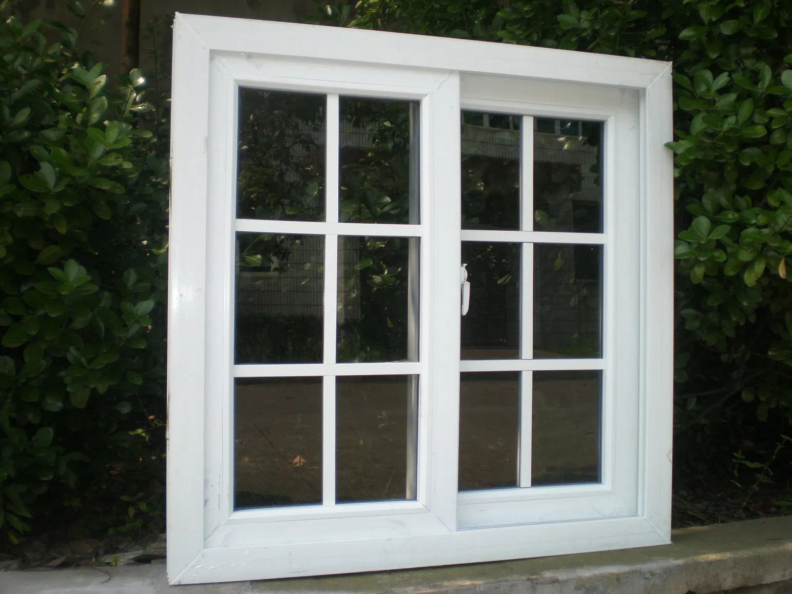 80mm Sliding UPVC Windows with Hardware