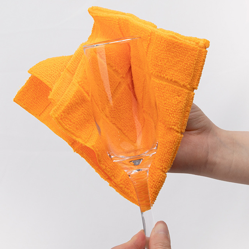 Esun Checkered Designed Soft and Super Absorbent Dish Towels in Roll