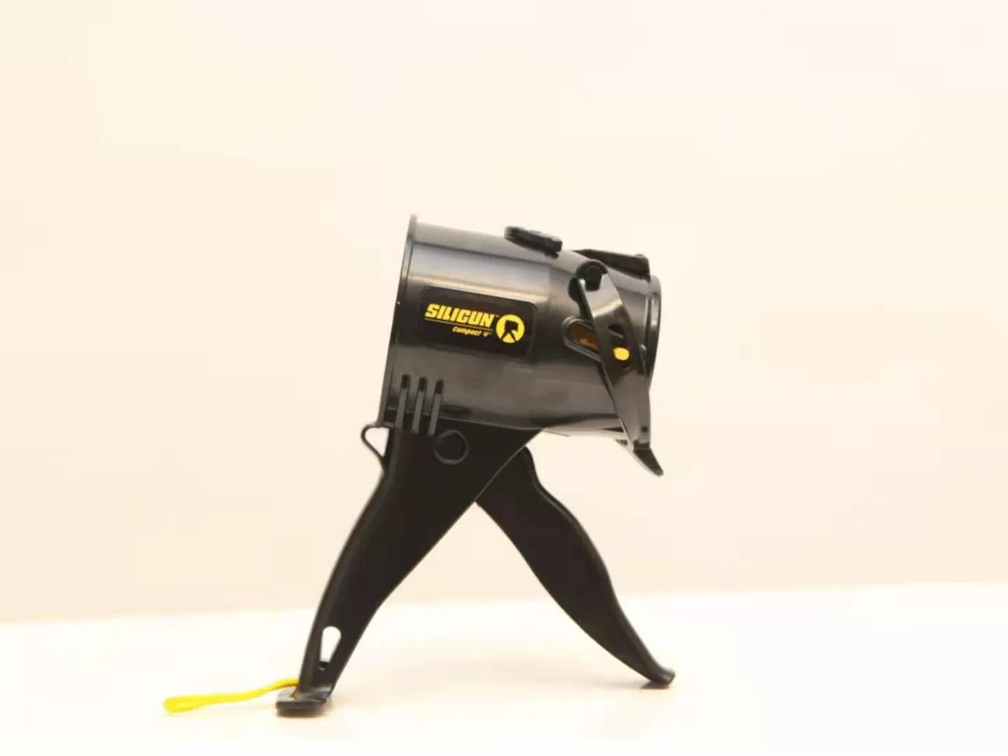 Good Price Compact Caulking Gun for Industry with High Quality