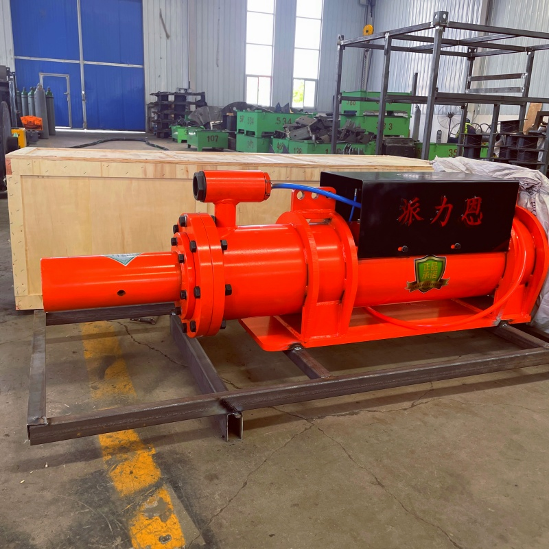 Пневматический молот PLE для удаления литников