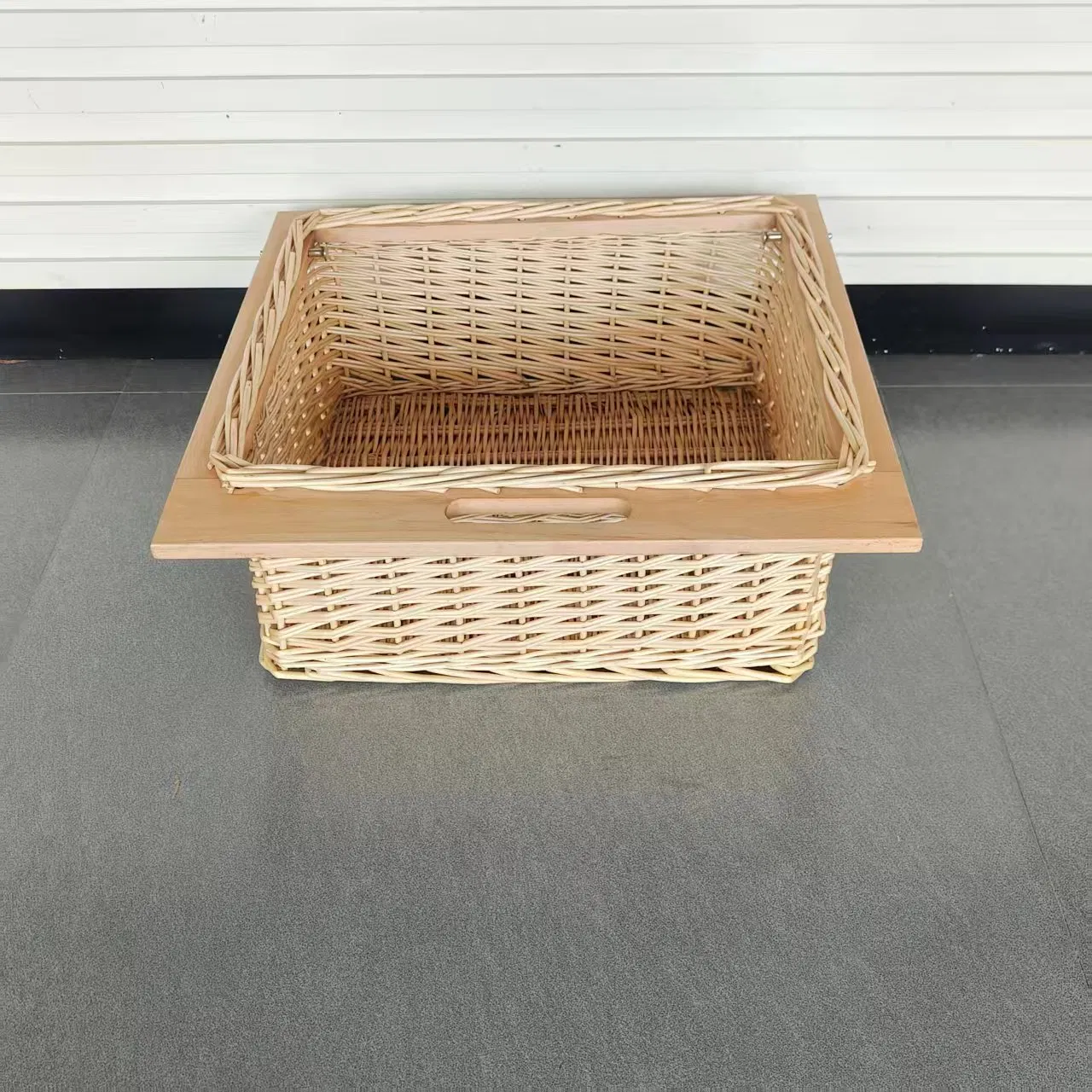 Hand-Woven Pull out Wicker Basket with Runners for Kitchen and Cabinets