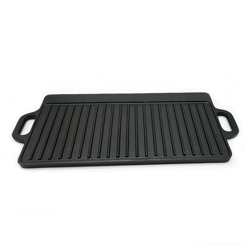 Чугунный казан для кемпинга с крышкой и подъемником