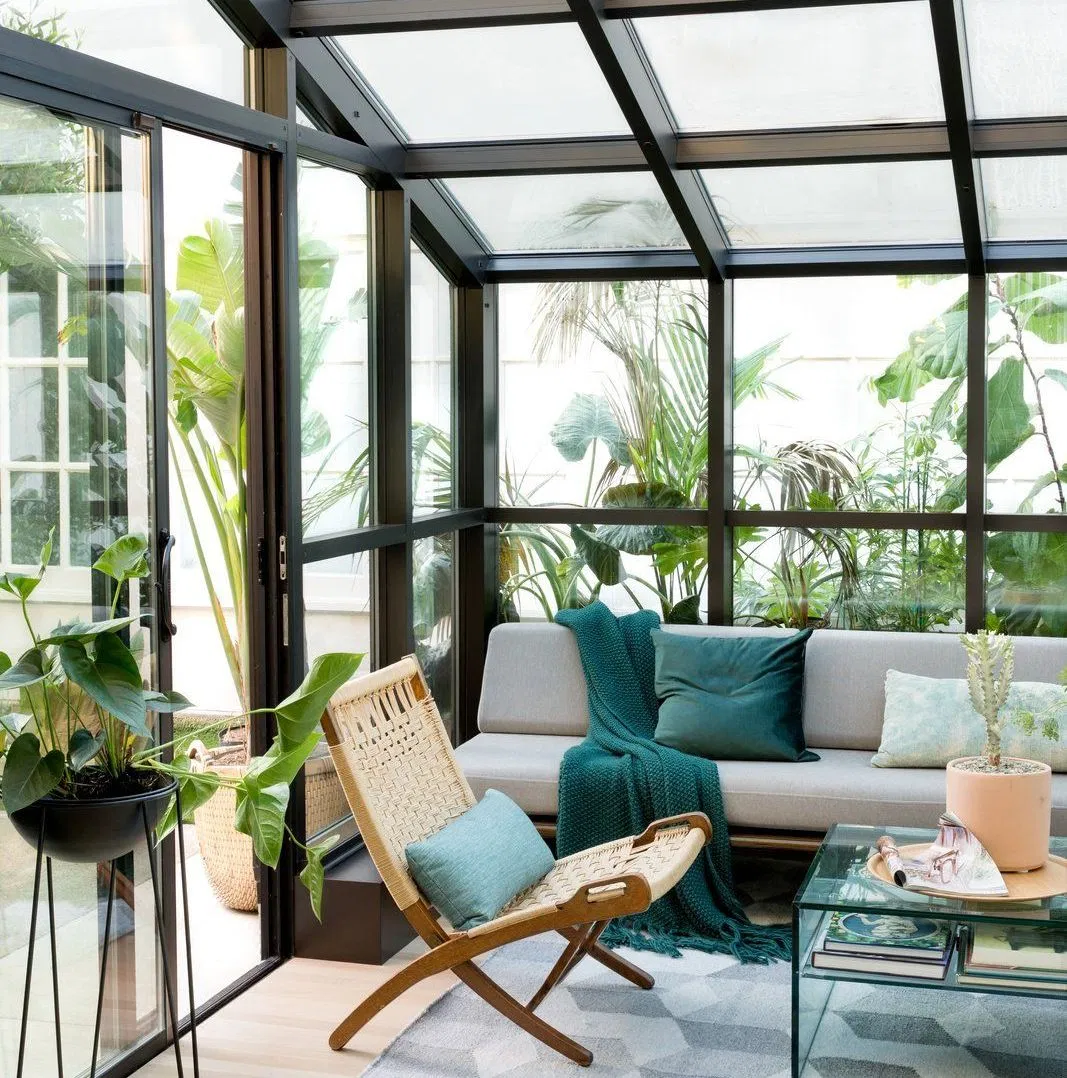 Customized Outdoor Soundproof and Heat-Insulated Sealed Aluminum Alloy Glass Sunroom