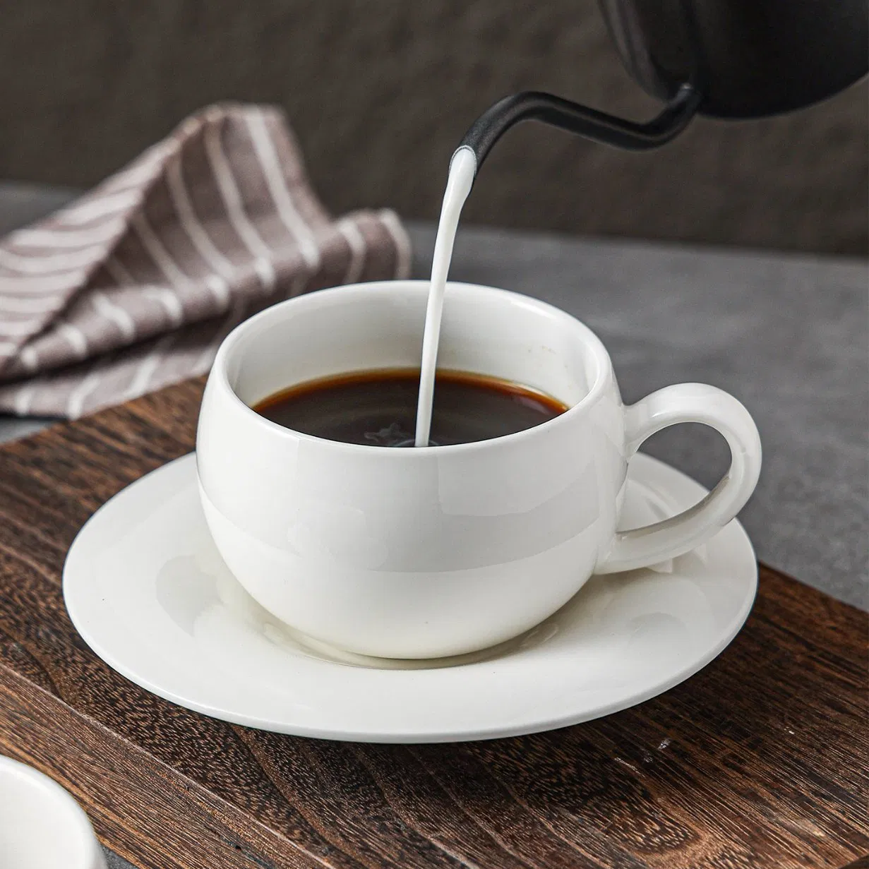 Wholesale Factory Price Reusable Handle Coffee Mug Ceramic Tea Cup Sets