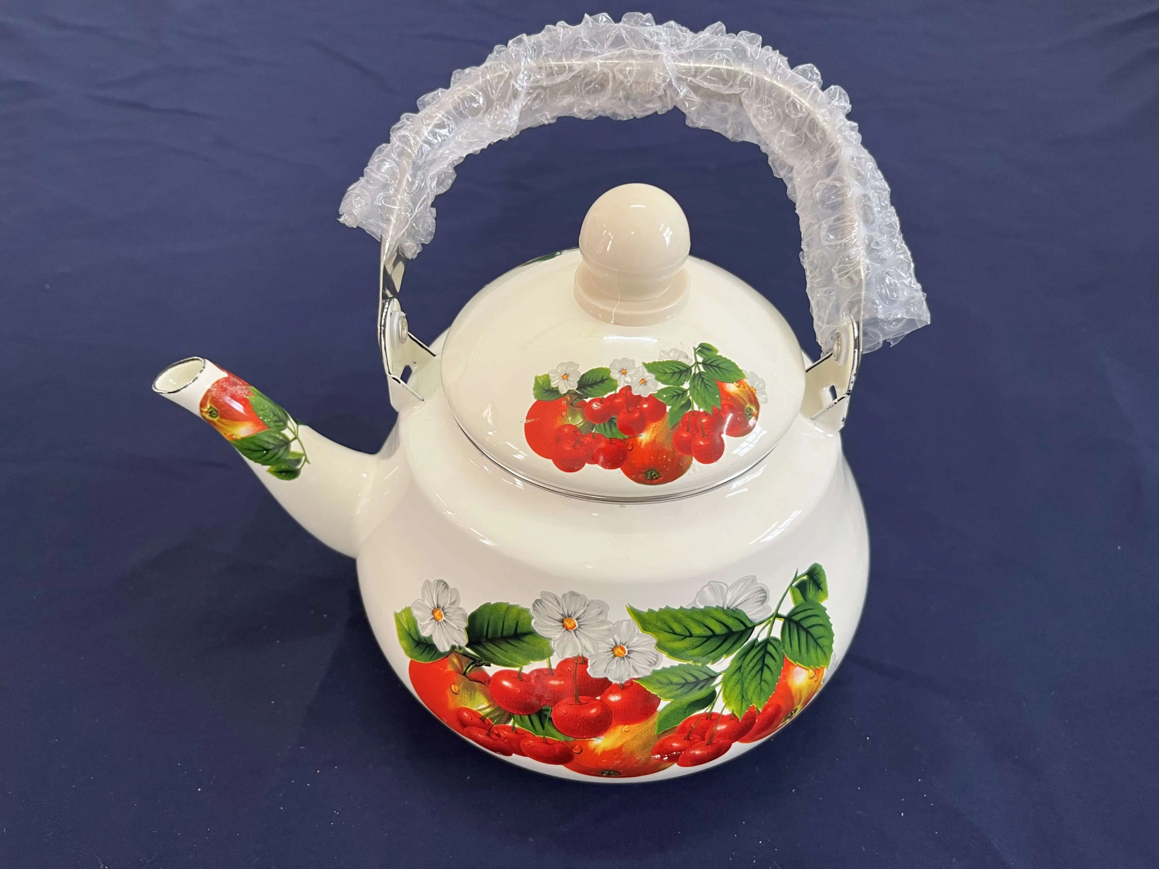 Cream White Hawthorn Print Enamelled Teapot with Stainless Steel Handle Can Be Customized