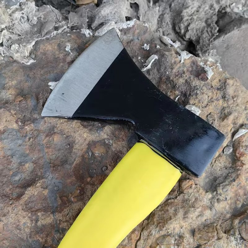 Outdoor Survival Camping Axe Carbon Steel Blade Wood Splitting Axe Emergency