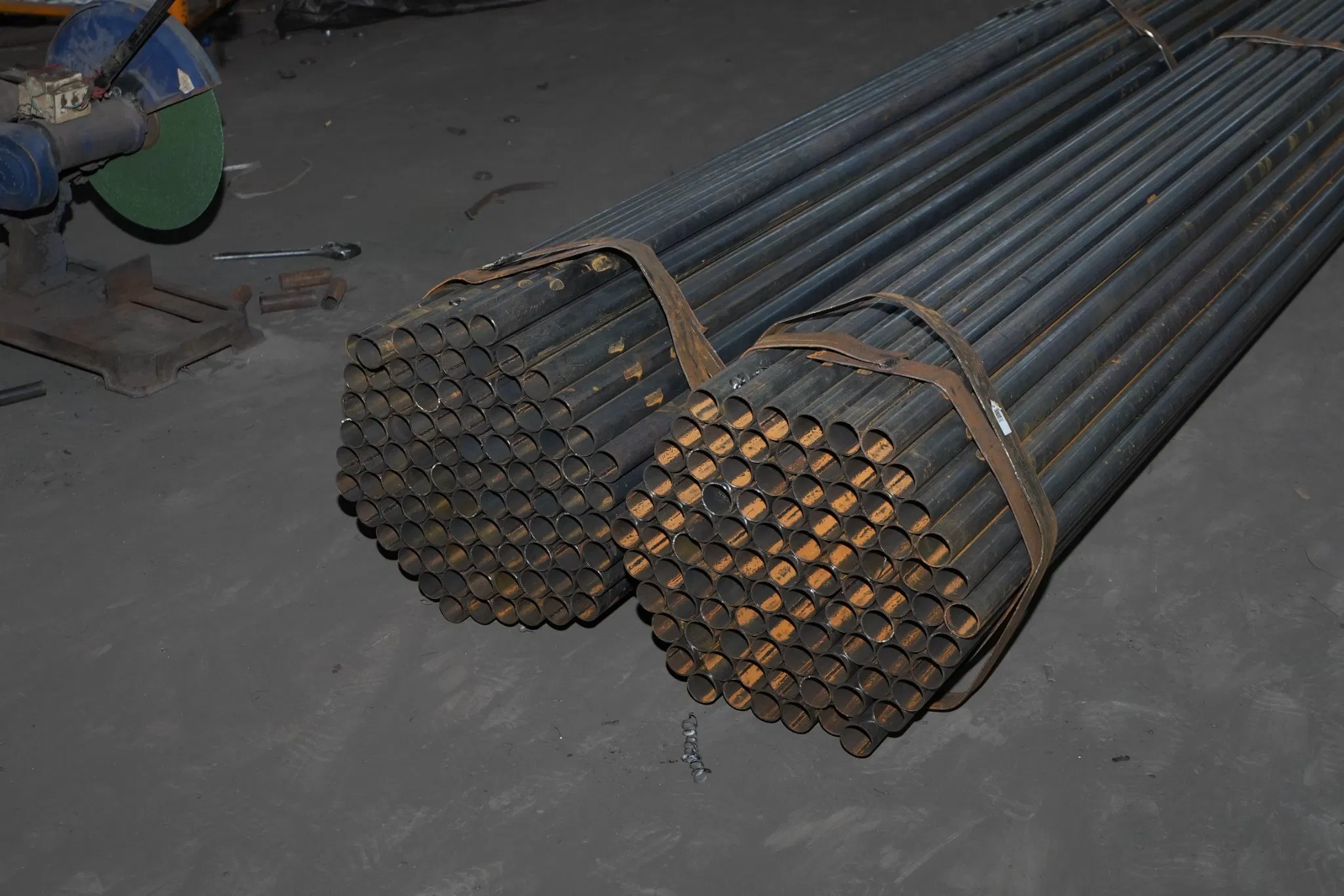 Decorating Tubes 16mm Dia 1.1mm THK ASTM A358 A554 A312 TP304 TP304L Tp316 Tp316L Tp321 Tp347 Polished Stainless Steel Straight Seam Welded Pipe