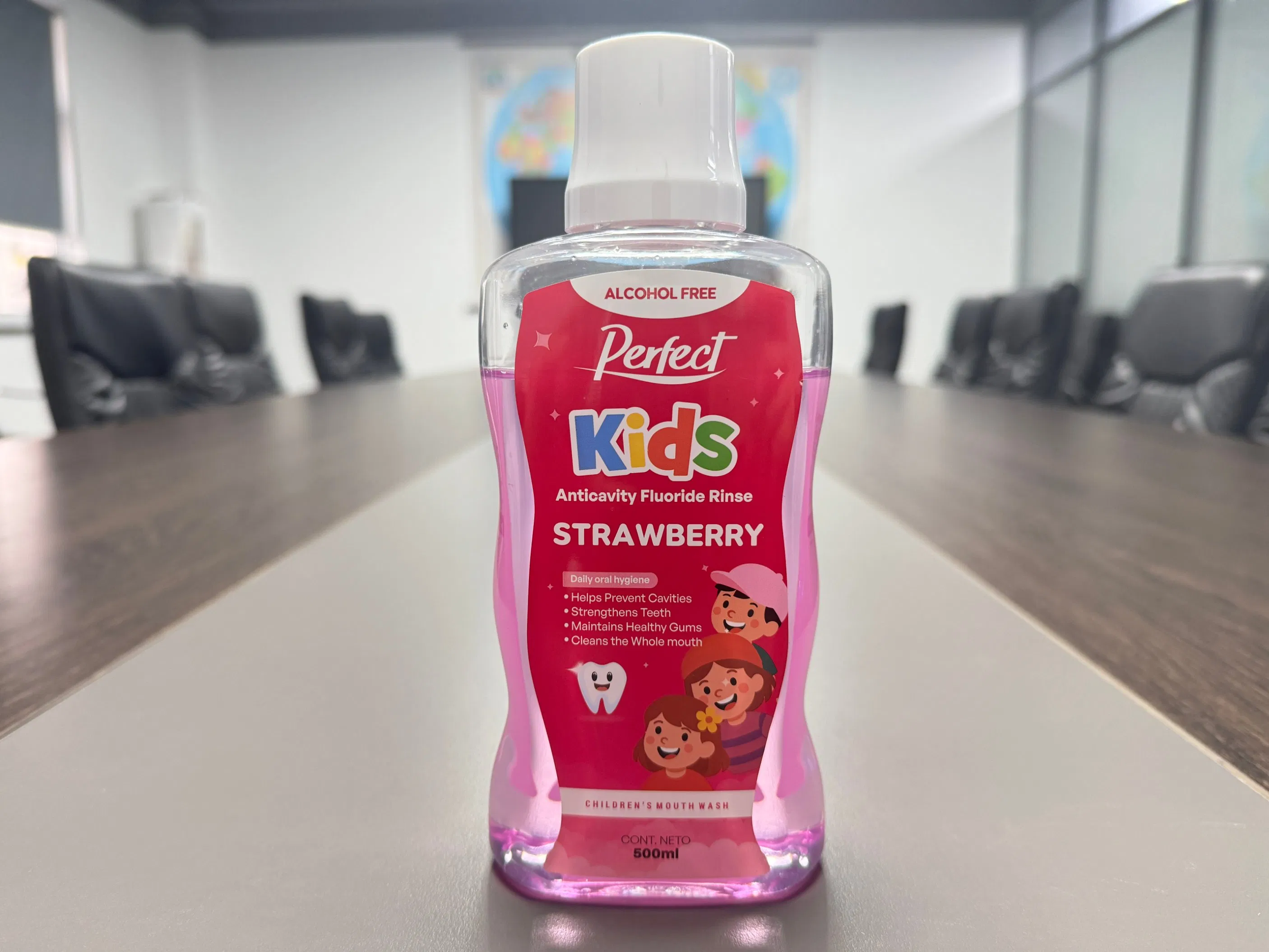 Reaches All Corners to Eliminate Residue and Freshen Breath. Mouthwash