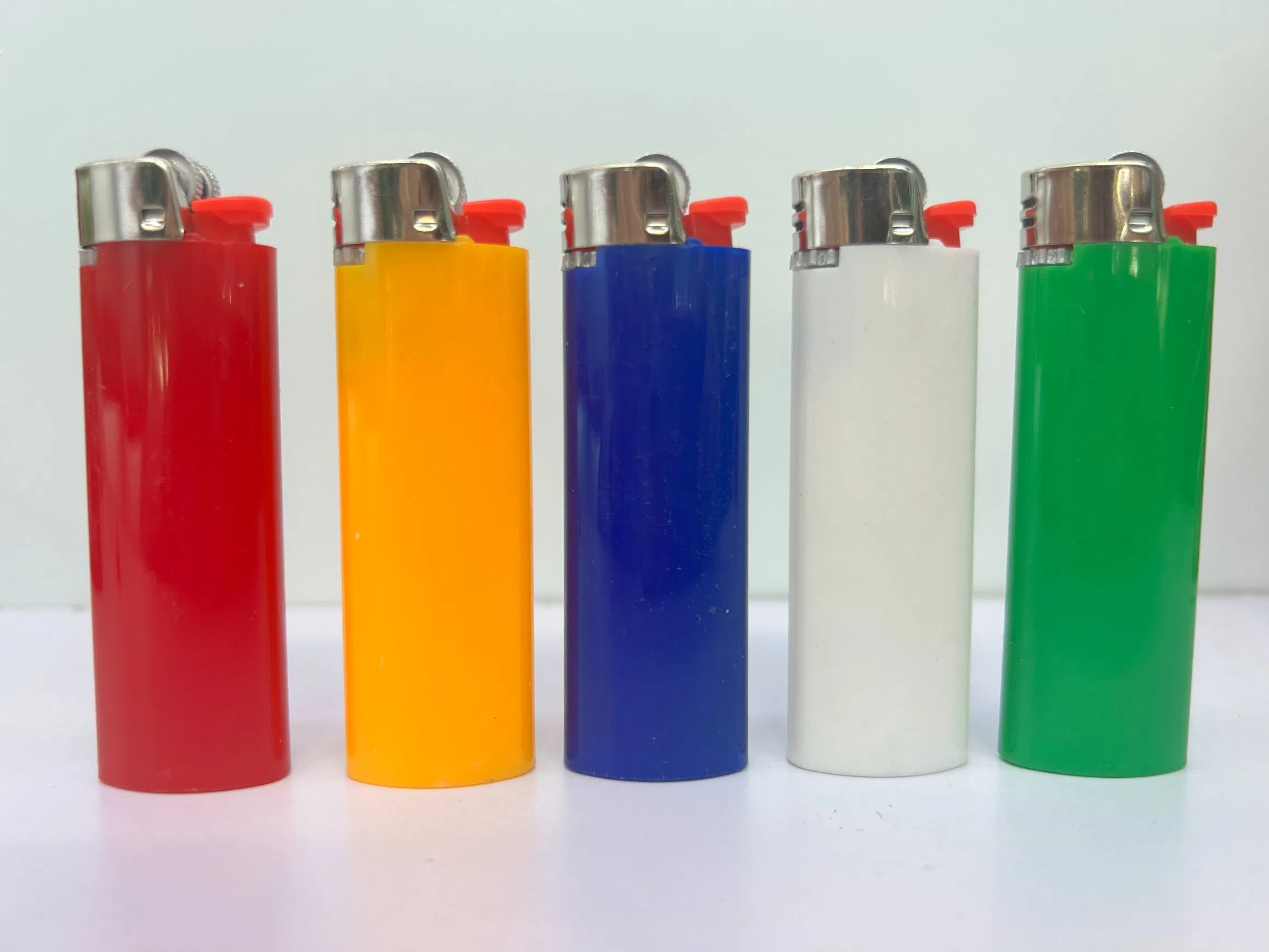 Bulk Order Refillable Flame Plastic Lighter for Smoking