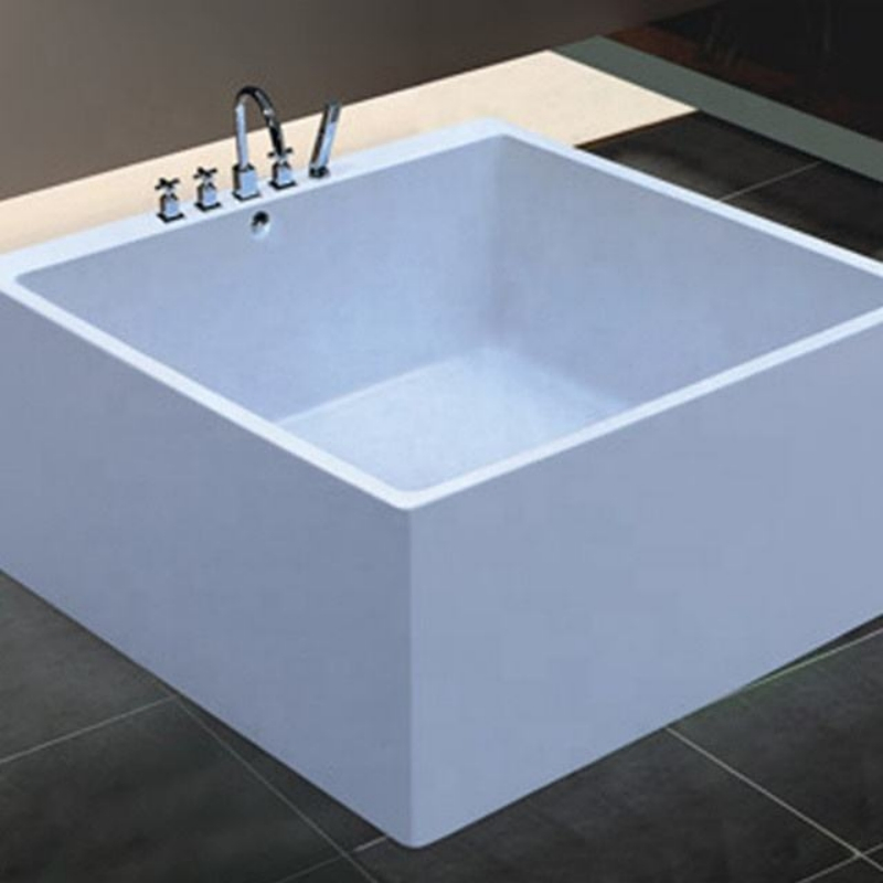 Акриловая ванна FANNISI F-7101 белая, 1300x1300 мм