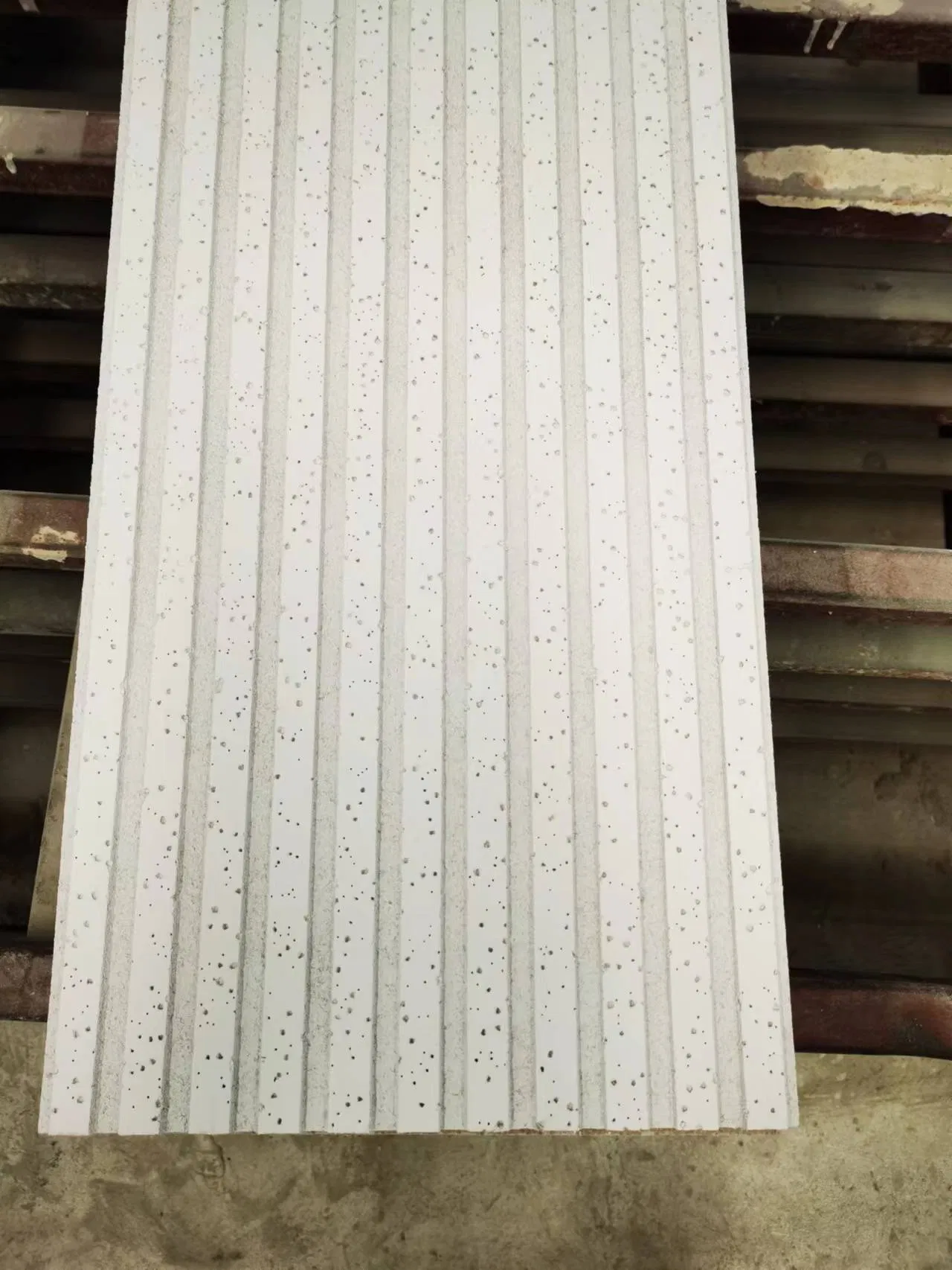 Ceiling Board Mineral Fiber Ceiling Rh90