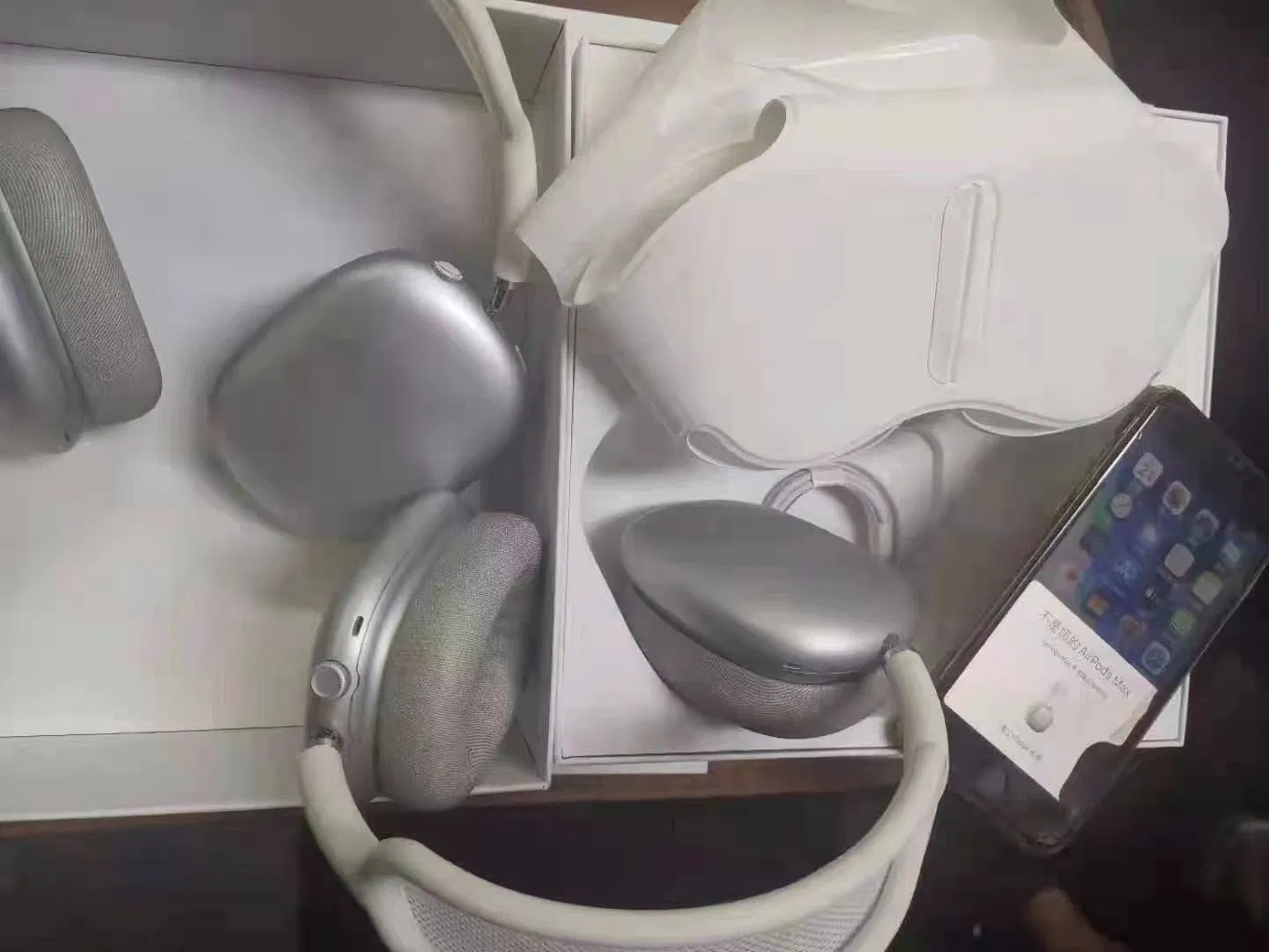 Беспроводные наушники Sunlight Airpads Max с шумоподавлением