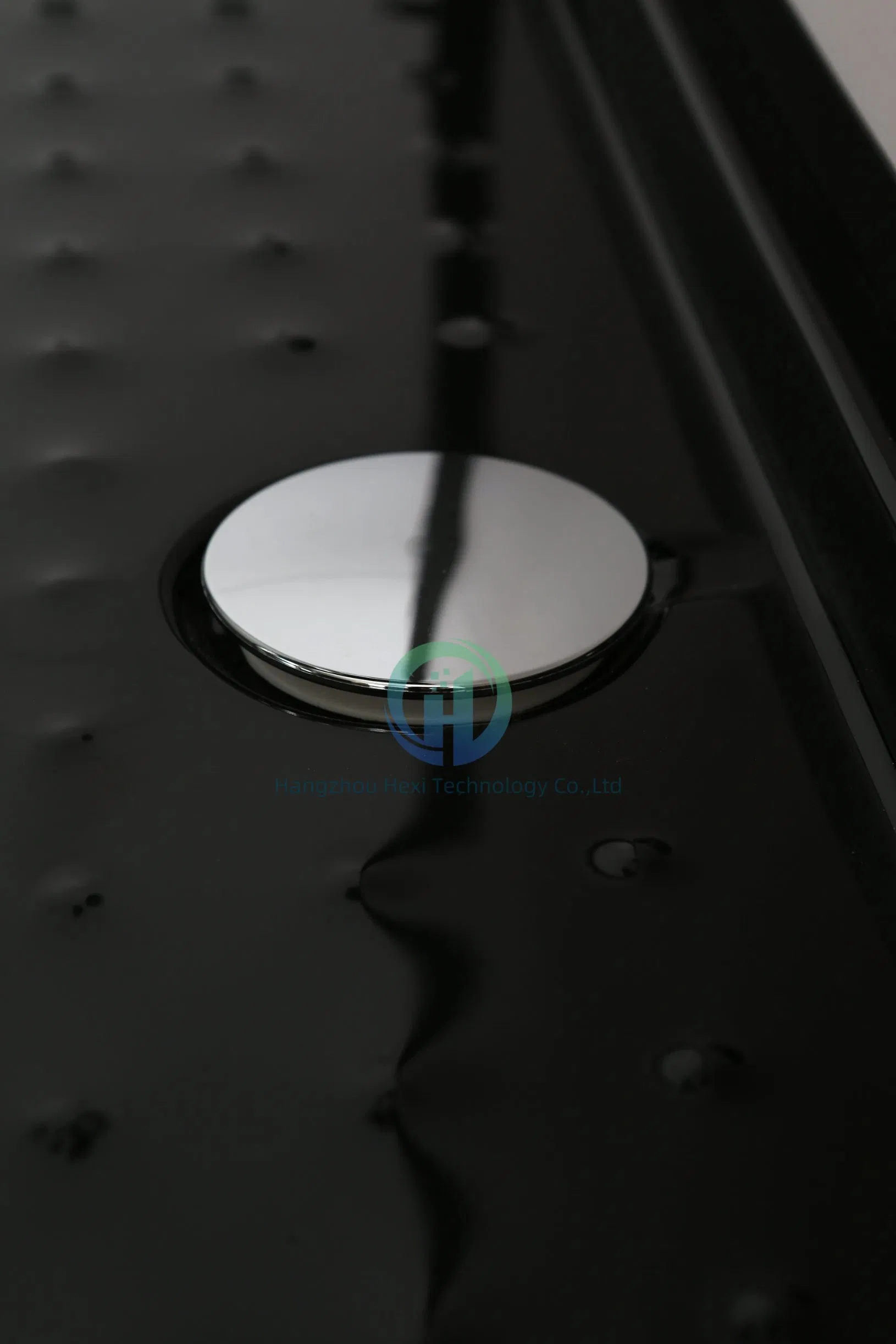 Modern Stylish Black Prefab Bathroom with Toilet for Shower
