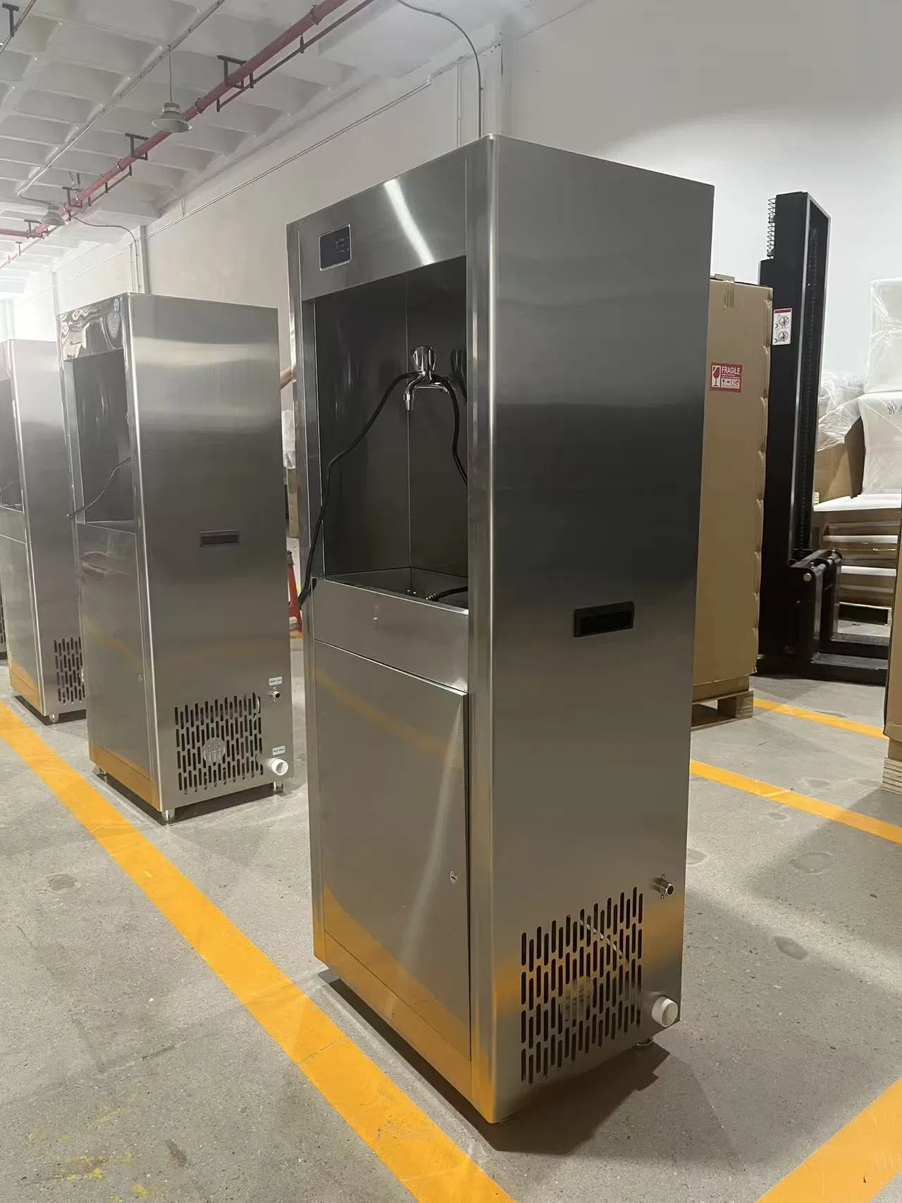 Energy-Saving Stainless Steel Water Dispenser for Diverse Environments