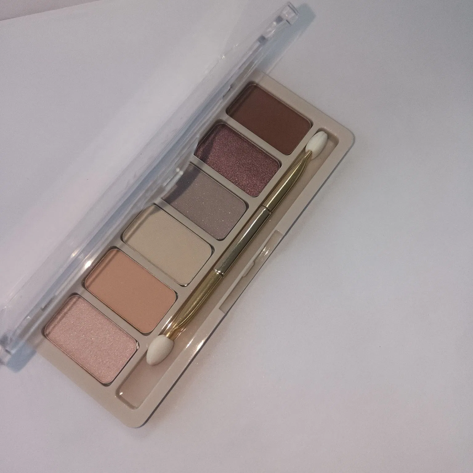 Radiant All-Day Eye Shadow Palette with Matte and Shimmer