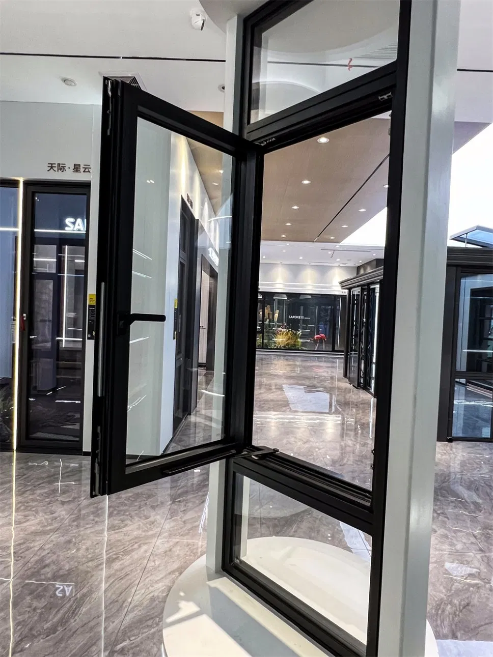 Factory Price Innovative Design Wireless System Automatic Smart Remote Controlled Electric Glass Window