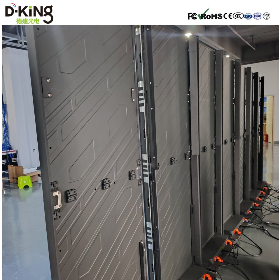 Factory Price LED Panels 640*1920mm Cabinet P1.86 Indoor LED Poster Display Screen