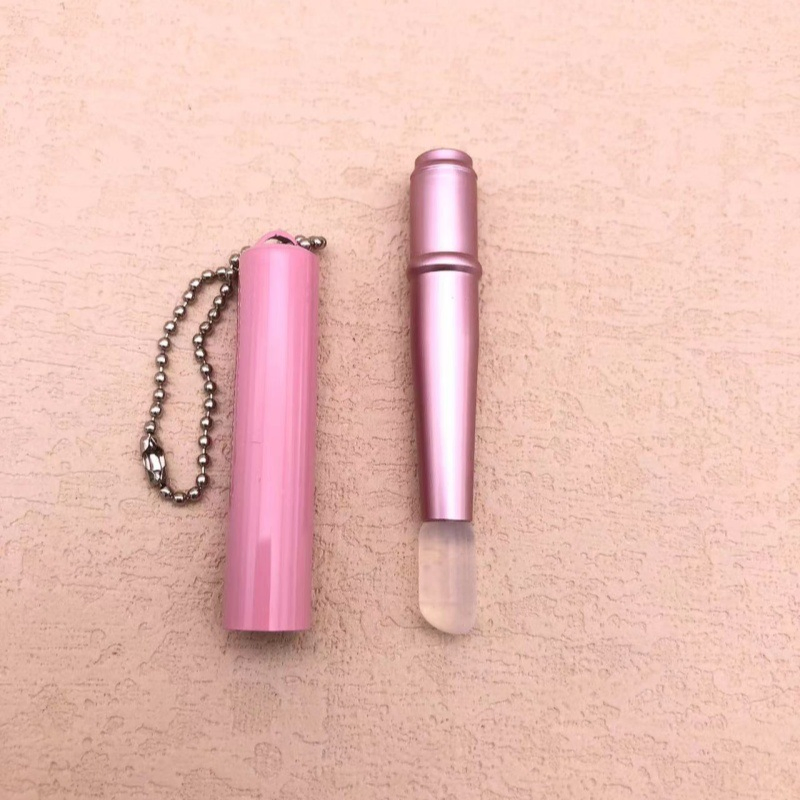 New Silicone Lip Brush with Cover with Vertical Head Lipstick Brush
