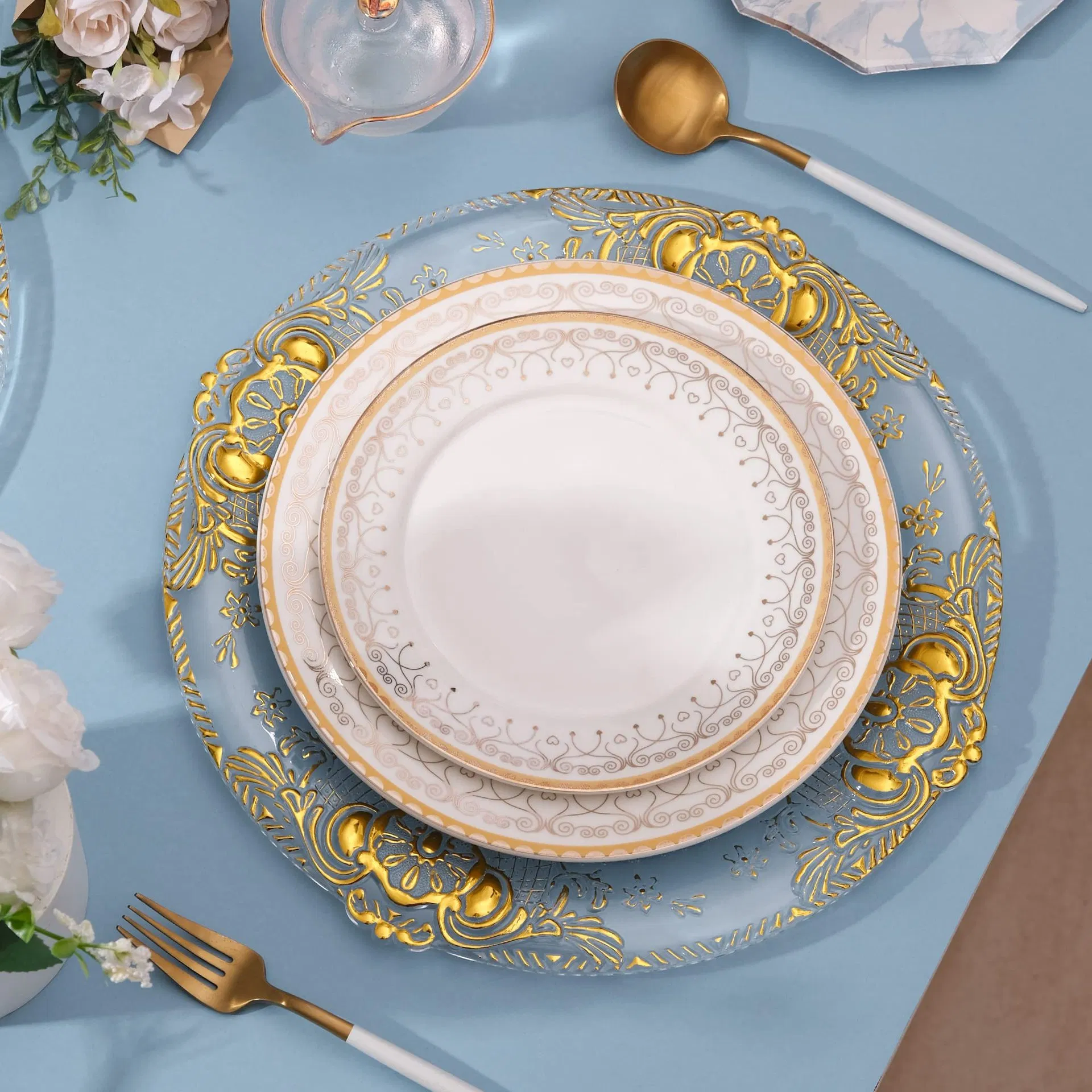 Luxury Wedding Gold Vintage Plastic Round Chargers Plates Birthday Event Table Decoration Dish Plate