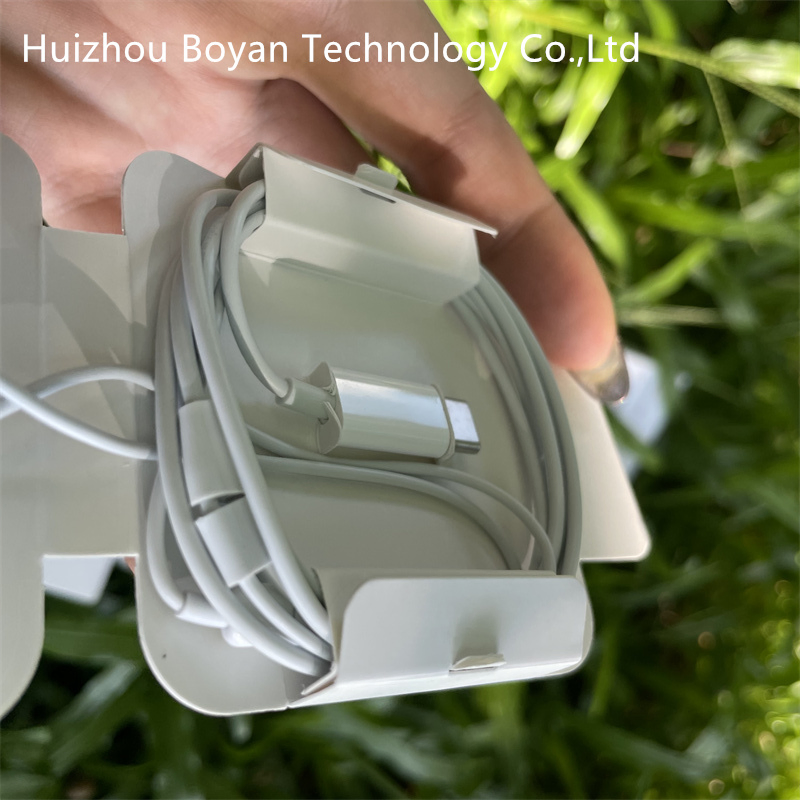 Наушники Earpods с разъемом Lightning