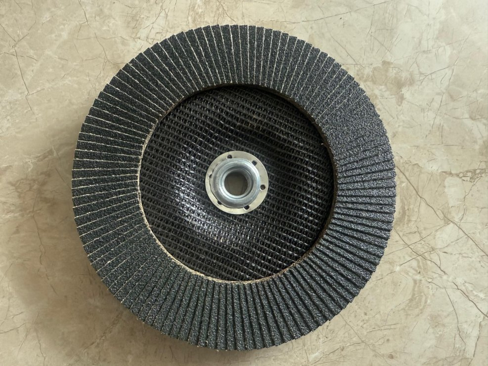 Лепестковый шлифовальный круг 125x22.2 мм, оксид алюминия