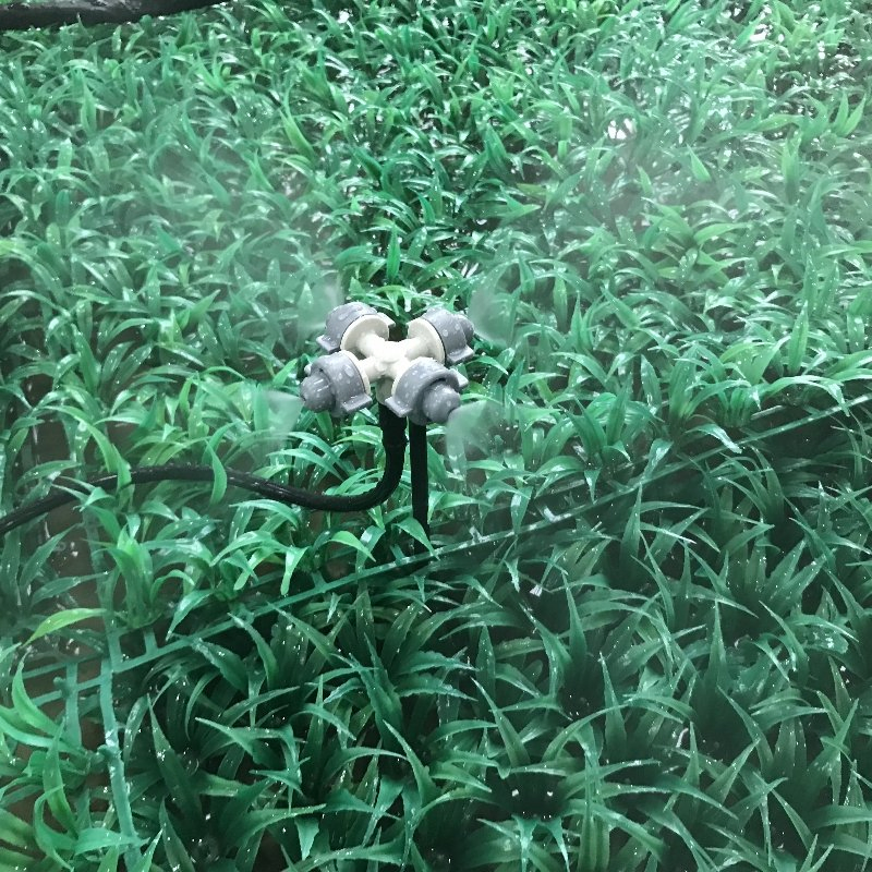 Greenhouse Garden Irrigation Durable Plastic Material 4-Outlet Fogger Sprinkler System