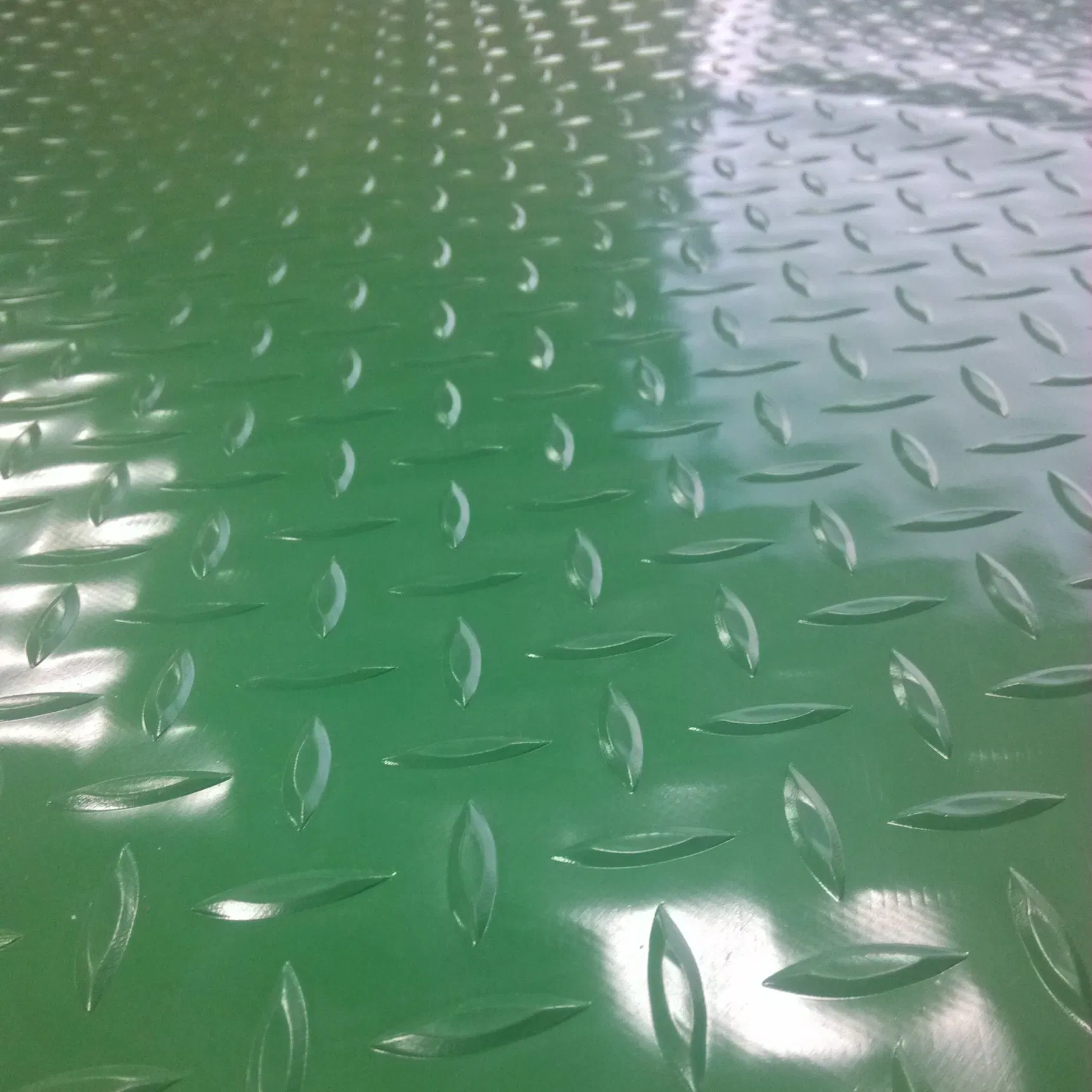 Anti Slip Flexible PVC Rubber Flooring Roll Mat for Covering