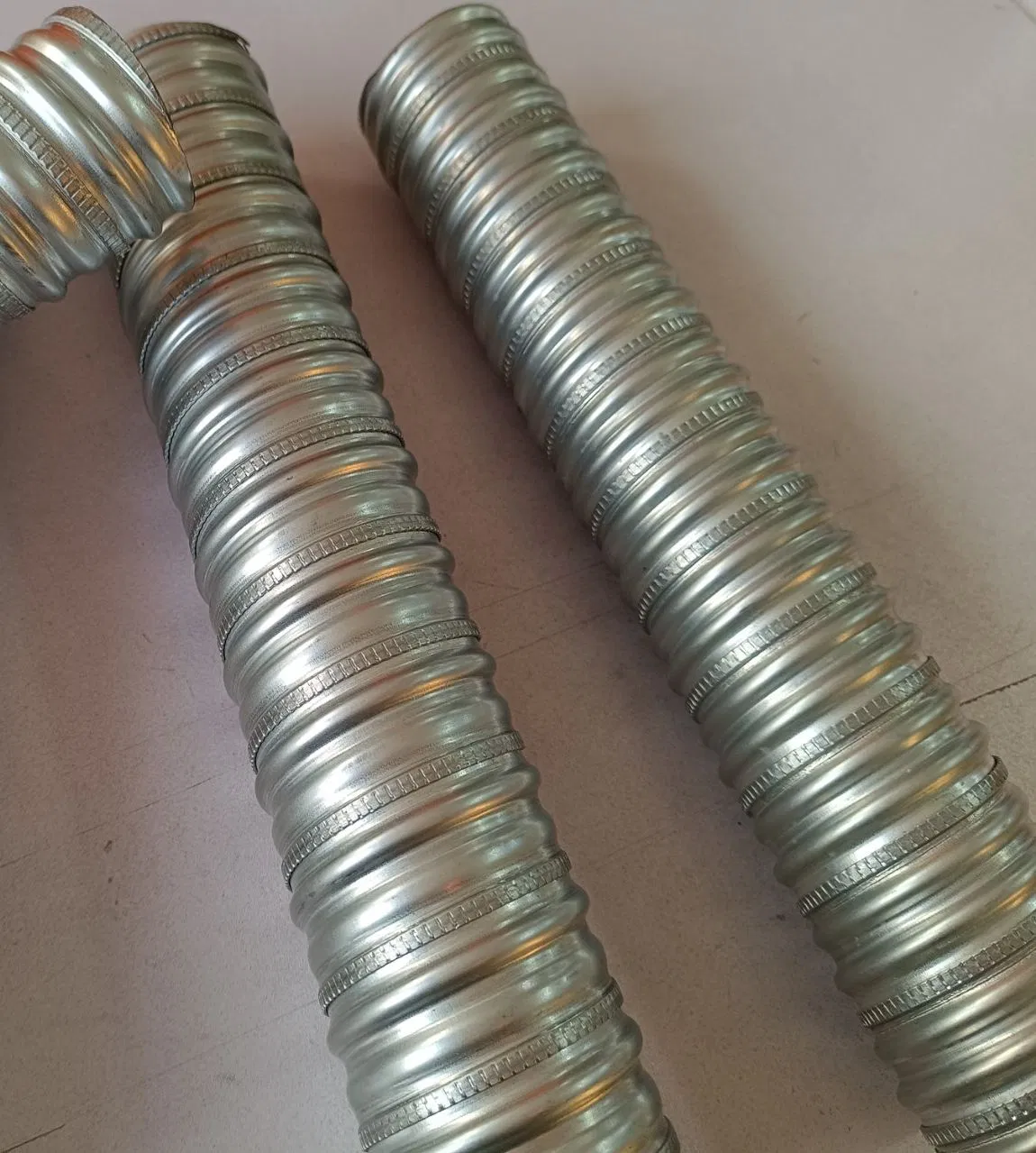Prestressed Galvanized Post-Tensioning Corrugated Duct with Metal Wave